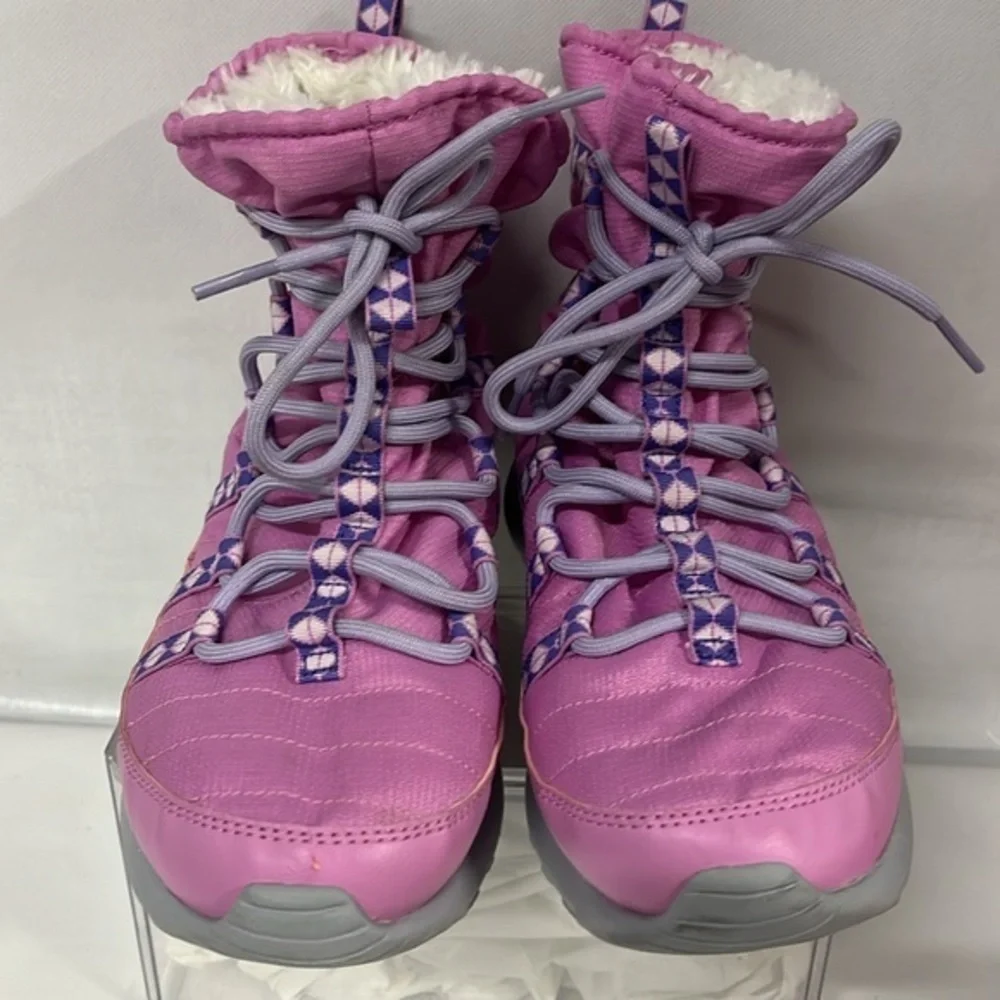 Nike Youth SZ 6 Fur Lined Pink‎ Lace Up Boots